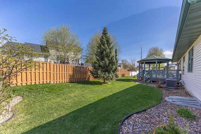 1009 Windhill STREET, Onalaska, WI 54650