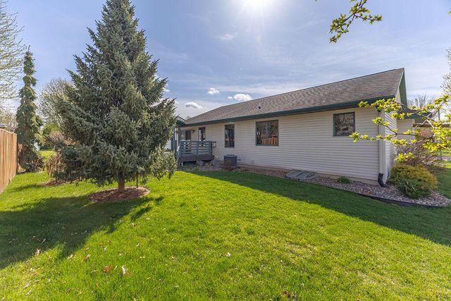 1009 Windhill STREET, Onalaska, WI 54650