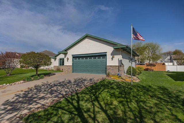 1009 Windhill STREET, Onalaska, WI 54650