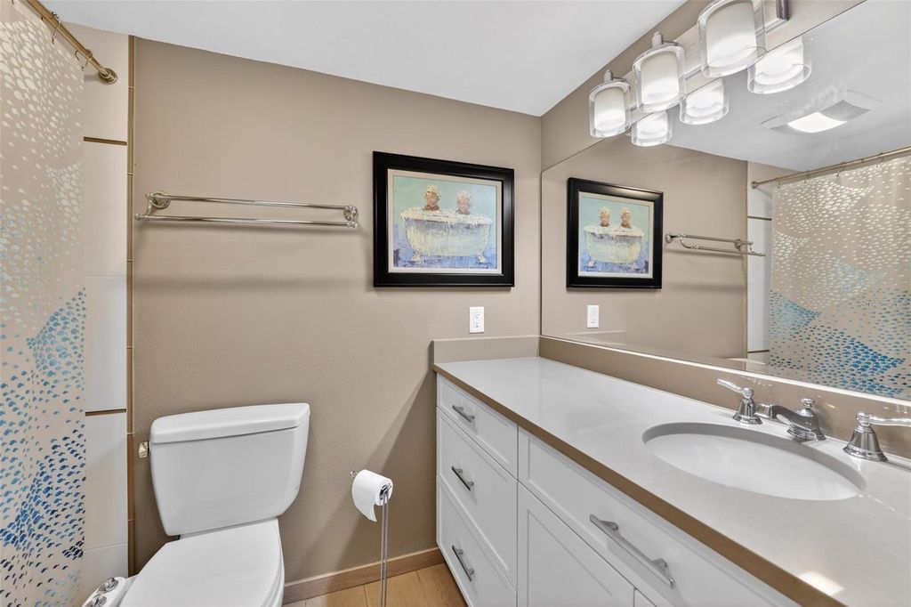 Image 23 of property listing at 5655 GULF OF MEXICO DRIVE D107, Longboat Key, FL 34228