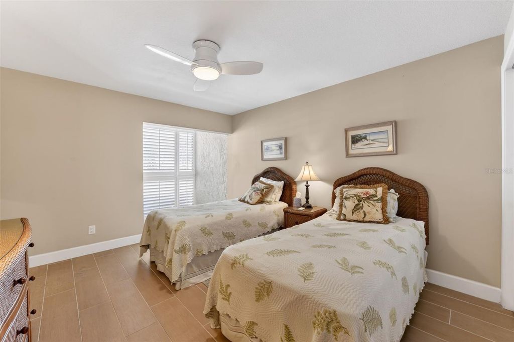 Image 25 of property listing at 5655 GULF OF MEXICO DRIVE D107, Longboat Key, FL 34228