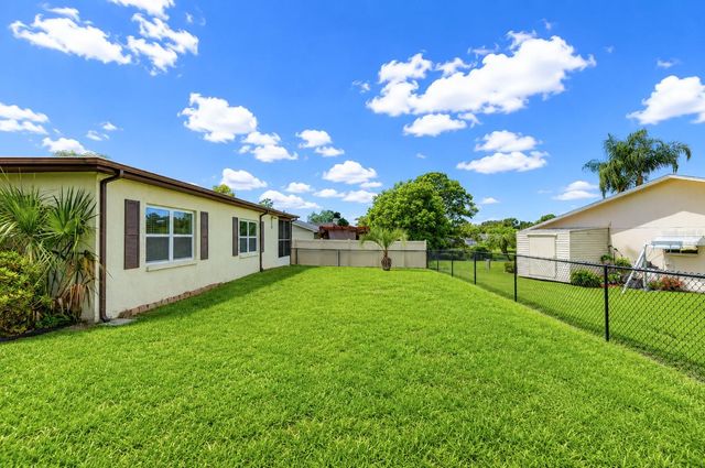 8811 MARTINIQUE LANE, Port Richey, FL 34668