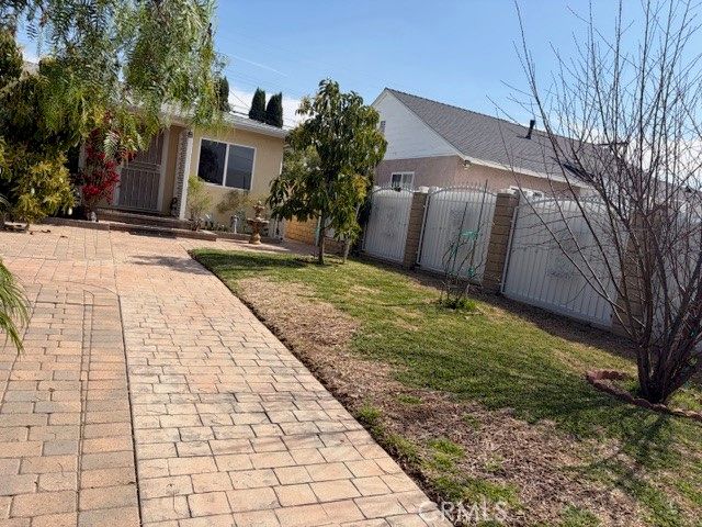 8838 Murietta, Panorama City (los Angeles), CA 91402