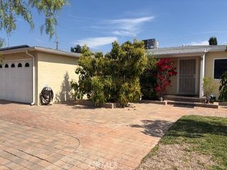 8838 Murietta, Panorama City (los Angeles), CA 91402