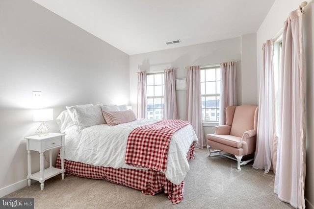 10141 FAUBERG ST, Ijamsville, MD 21754