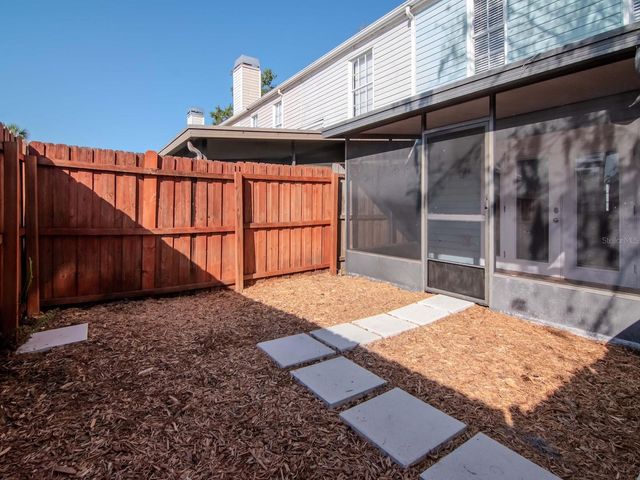 16139 RAMBLING VINE DRIVE E, Tampa, FL 33624