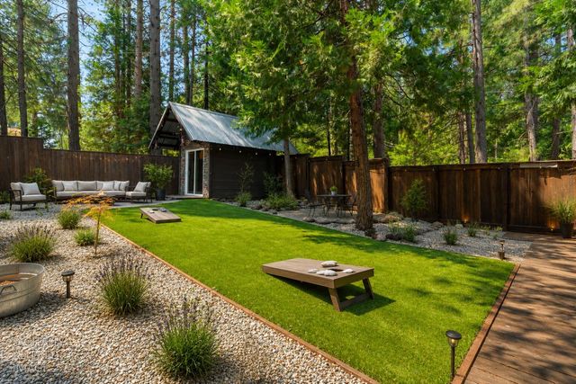 5229 Mary Ct, Pollock Pines, CA 95726