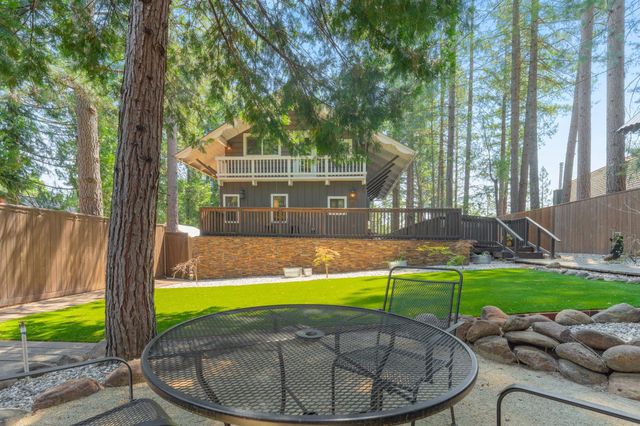 5229 Mary Ct, Pollock Pines, CA 95726