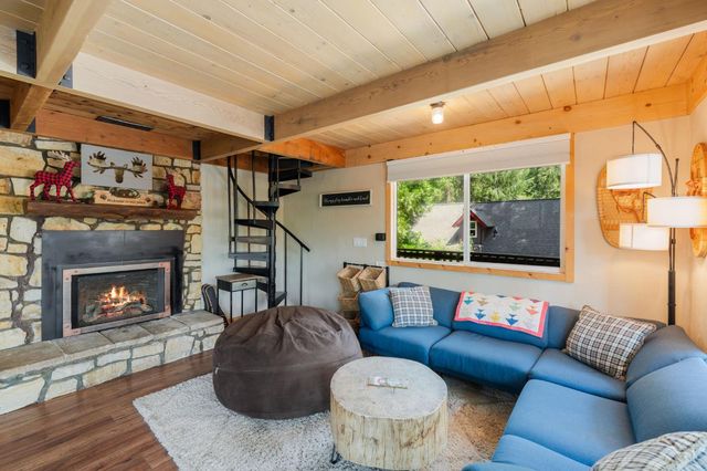 5229 Mary Ct, Pollock Pines, CA 95726