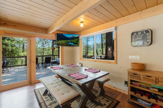 5229 Mary Ct, Pollock Pines, CA 95726