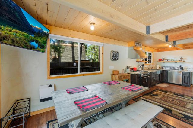 5229 Mary Ct, Pollock Pines, CA 95726
