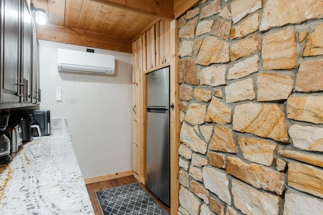 5229 Mary Ct, Pollock Pines, CA 95726