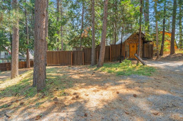 5229 Mary Ct, Pollock Pines, CA 95726