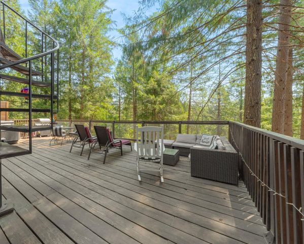 5229 Mary Ct, Pollock Pines, CA 95726