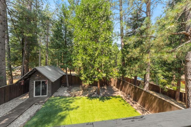 5229 Mary Ct, Pollock Pines, CA 95726