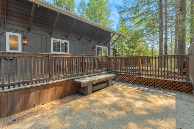 5229 Mary Ct, Pollock Pines, CA 95726
