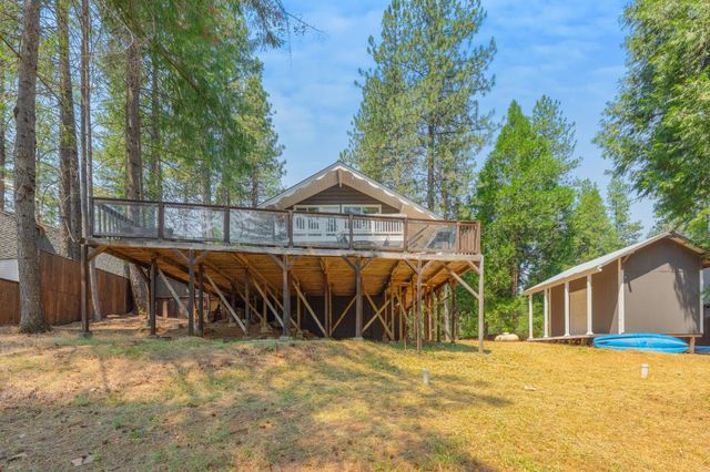 5229 Mary Ct, Pollock Pines, CA 95726