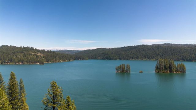 5229 Mary Ct, Pollock Pines, CA 95726
