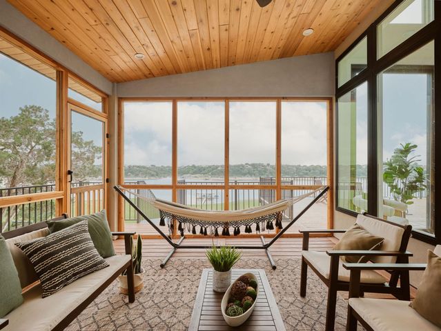 25623 Singleton DR, Marble Falls, TX 78654