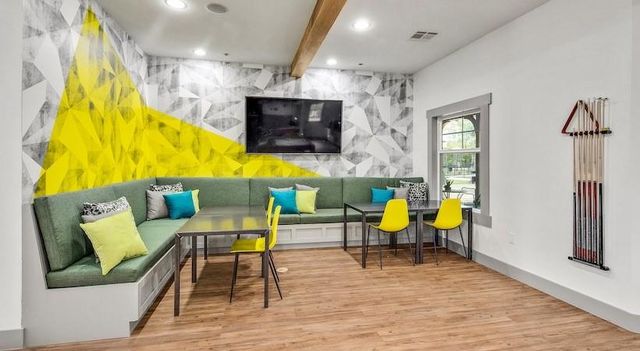 1725 Harvey Mitchell Parkway S 2433, College Station, TX 77840