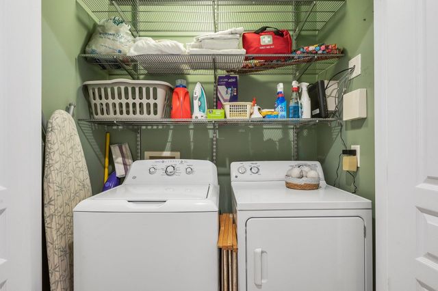 1725 Harvey Mitchell Parkway S 2433, College Station, TX 77840