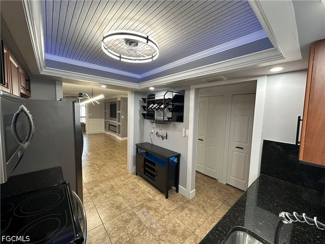2121 Collier AVE E 316, Fort Myers, FL 33901