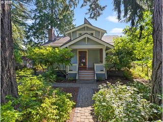 14210 Se PARMENTER Dr, Milwaukie, OR 97267