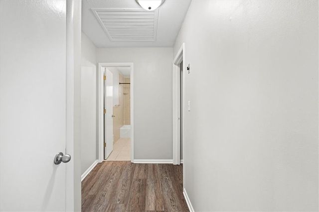 8021 Holmes Road, Kansas City, MO 64134