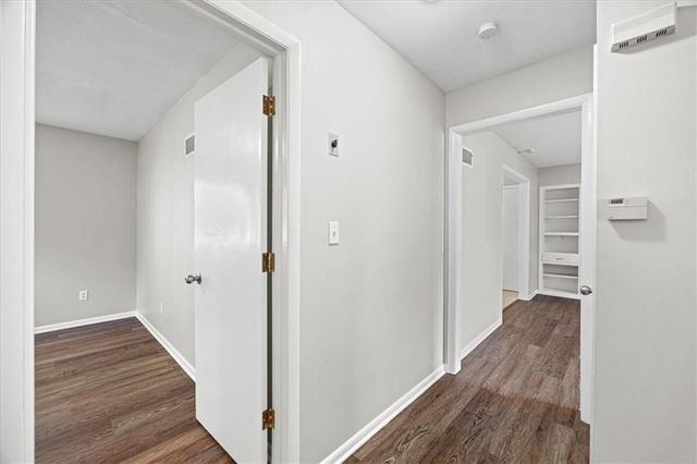 8021 Holmes Road, Kansas City, MO 64134