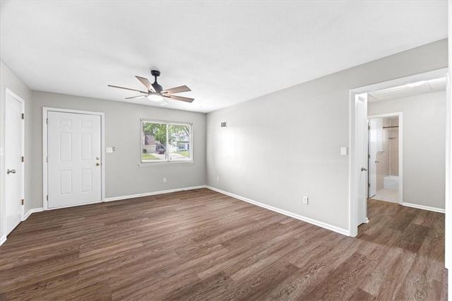 8021 Holmes Road, Kansas City, MO 64134