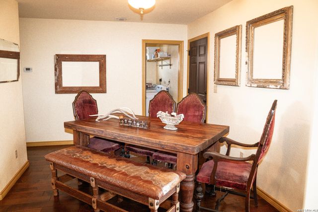 518 Indian Crossing, Jourdanton, TX 78026