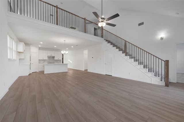 5032 Lily Creek Drive, Aubrey, TX 76227