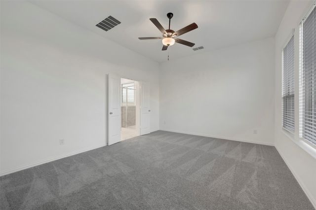 5032 Lily Creek Drive, Aubrey, TX 76227