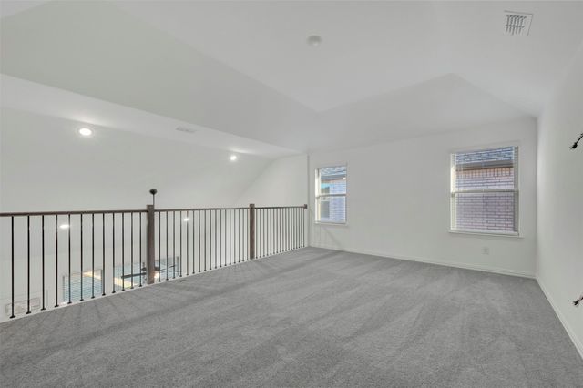 5032 Lily Creek Drive, Aubrey, TX 76227