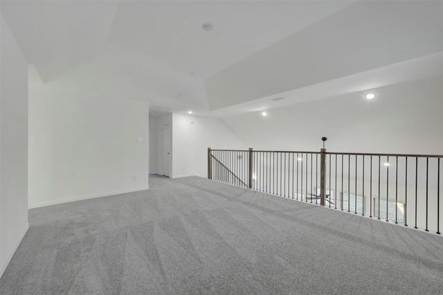 5032 Lily Creek Drive, Aubrey, TX 76227