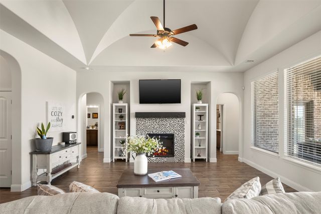 241 Crosswind, Waxahachie, TX 75167