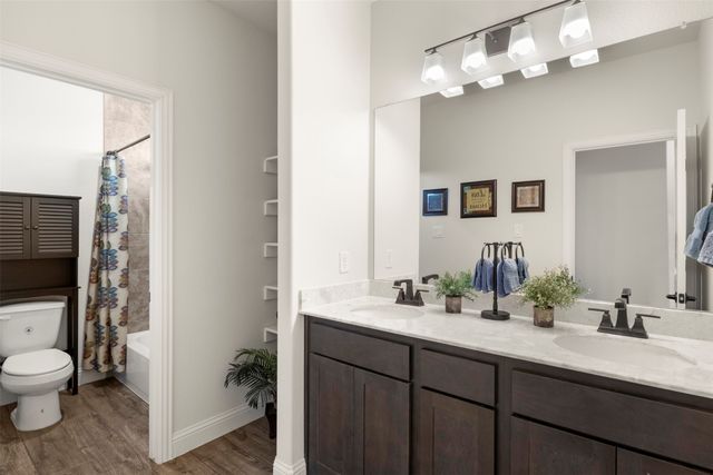 241 Crosswind, Waxahachie, TX 75167