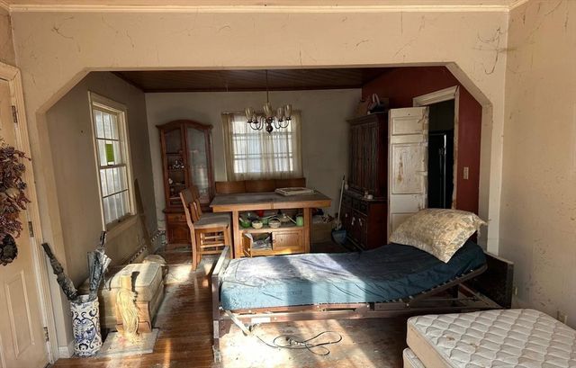 86 Andover St, North Andover, MA 01845