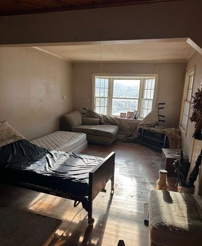 86 Andover St, North Andover, MA 01845