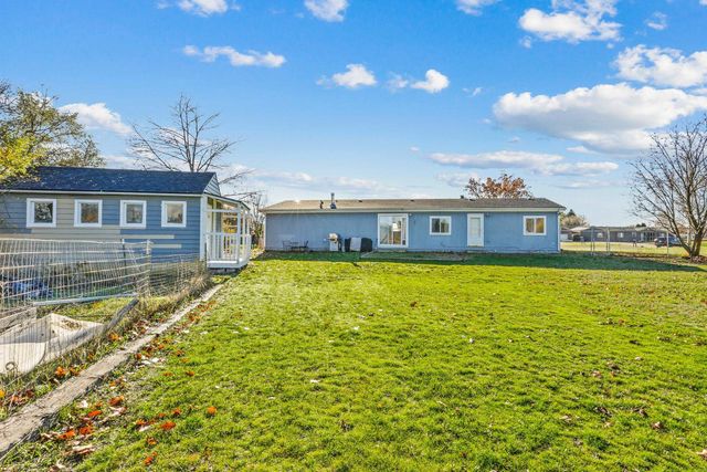 23007 E Sanson Ln, Otis Orchards, WA 99027