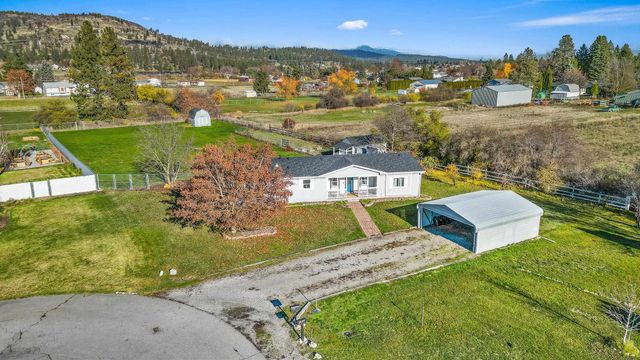 23007 E Sanson Ln, Otis Orchards, WA 99027