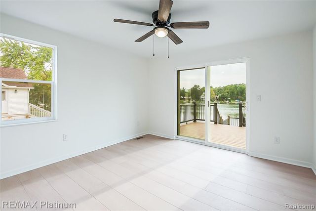 6298 Fonda Lake Drive, Brighton, MI 48116