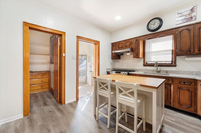 4607 S Karlov Avenue, Chicago, IL 60632