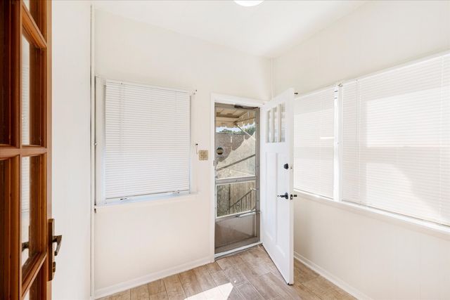 4607 S Karlov Avenue, Chicago, IL 60632