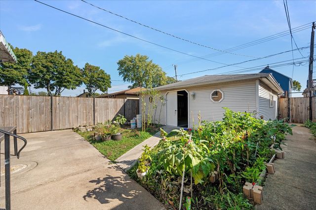 4607 S Karlov Avenue, Chicago, IL 60632