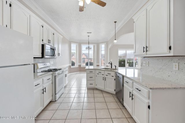 7443 Acree Lane, Olive Branch, MS 38654