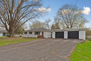 1336 Glynview Trail, Faribault, MN 55021