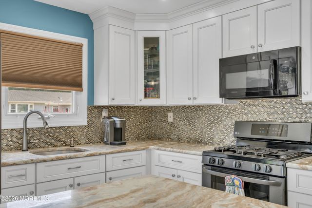 2 Exitir Street, Toms River, NJ 08757