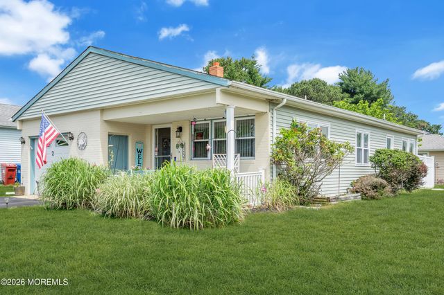 2 Exitir Street, Toms River, NJ 08757