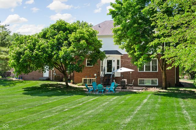 10016 Hickory Ridge Drive, Zionsville, IN 46077